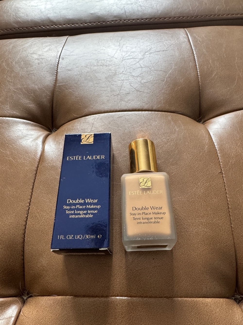 Estee Lauder Double Wear Liquid Foundation - color 3W1 Tawny - 1 oz bottle - Picture 2 of 4
